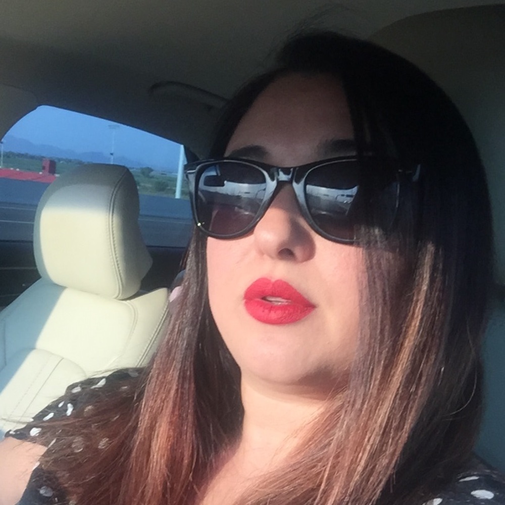 Meet your Posher, Sonia